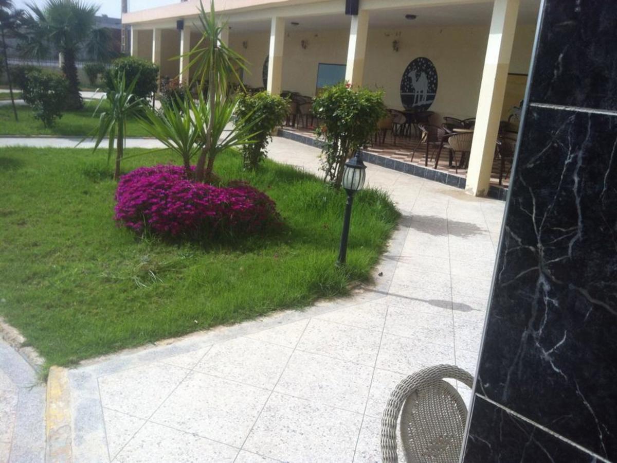 Motel Paris Dakar Selouane Exterior foto